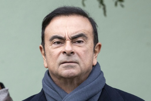 Carlos Ghosn change son équipe de défense