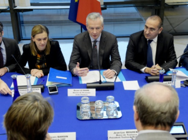 Le gouvernement promet un plan d'action pour les villes victimes des gilets jaunes.jpg