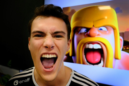 A Marseille, entraînement commando pour le Mondial de Clash of clans.jpg