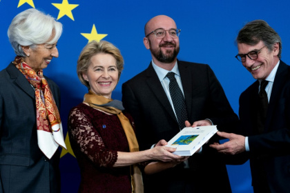 Ursula Von der Leyen et Charles Michel prennent les commandes de l'UE.jpg