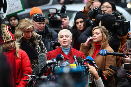 Weinstein inculpé pour viol à Los Angeles le jour de l'ouverture de son procès à New York.jpg