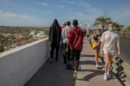 Aux Canaries, les migrants mal vus par un secteur touristique en plein marasme.jpg