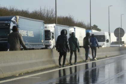Nouvelle journée d'embolie du trafic transmanche autour de Calais.jpg