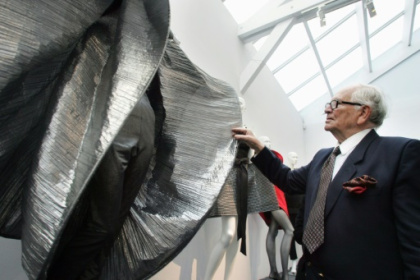 Pierre Cardin, créateur visionnaire et homme d'affaires touche-à-tout.jpg