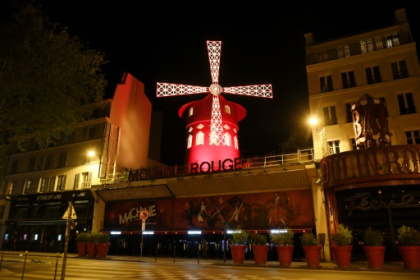 Moulin Rouge, Lido, Paradis Latin.jpg