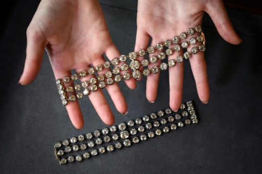 Deux bracelets de Marie-Antoinette aux enchères à Genève