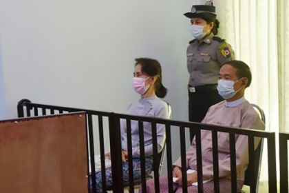 Myanmar junta jails Suu Kyi for four years.jpg Myanmar junta jails Suu Kyi for four years.jpg