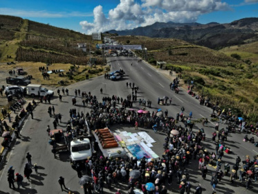 Families block road after bloody Guatemala village attack.jpg Families block road after bloody Guatemala village attack.jpg