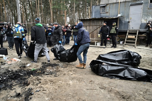 Ukraine : nouvelles sanctions contre Moscou, accusé d'avoir commis des "crimes de guerre"