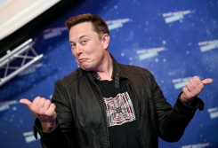 Elon Musk launches hostile takeover bid for Twitter.jpg Elon Musk launches hostile takeover bid for Twitter.jpg