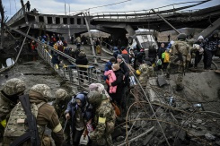 UN expects over 8 million Ukrainians to flee as refugees.jpg UN expects over 8 million Ukrainians to flee as refugees.jpg