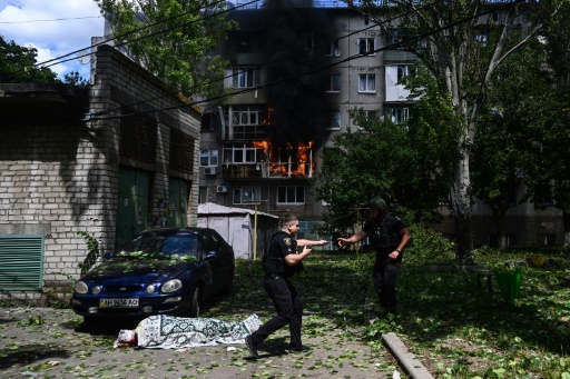 Russian fire pounds Ukraine, as Putin announces 'progress' on grain exports