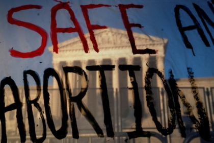 US doctors embroiled in sudden legal uncertainty over abortions.jpg US doctors embroiled in sudden legal uncertainty over abortions.jpg