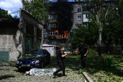 Russian fire pounds Ukraine, as Putin announces.jpg Russian fire pounds Ukraine, as Putin announces.jpg