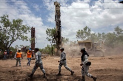 Mexico president urges increased effort to save trapped miners