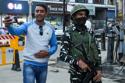 Conflict tourism : Kashmir hottest new destination for Indians