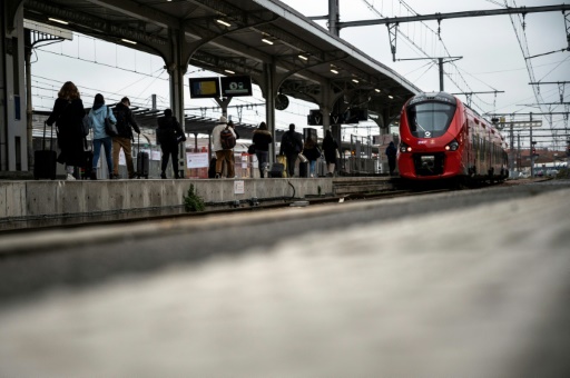 Retour progressif à la normale lundi après le week-end de grève des contrôleurs SNCF