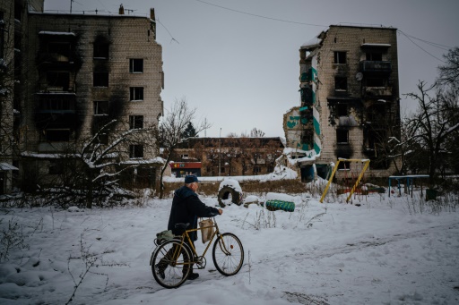 Ukraine races to restore power grid after Russia strikes
