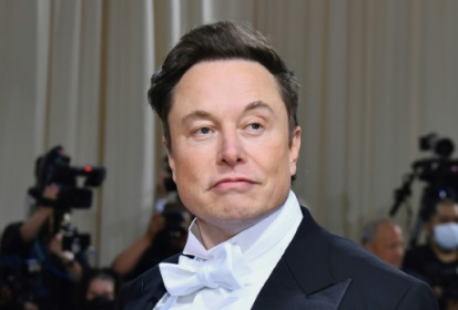 Elon Musk takes control of Twitter, fires executives.jpg Elon Musk takes control of Twitter, fires executives.jpg