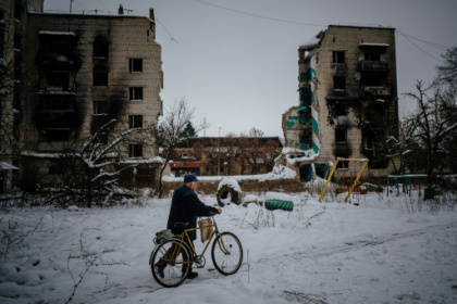 Ukraine races to restore power grid after Russia strikes.jpg