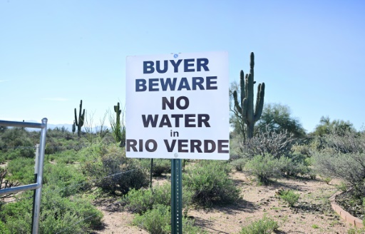 Paper plates and short showers: life with no water in Arizona