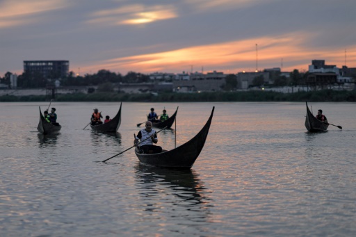 Against the stream: Iraq artist battles to save boating tradition