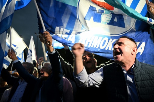 Greece eyes new vote as PM to seek absolute majority