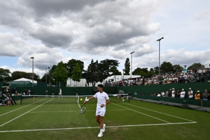 Wimbledon hopefuls do battle in qualifying event.jpg Wimbledon hopefuls do battle in qualifying event.jpg