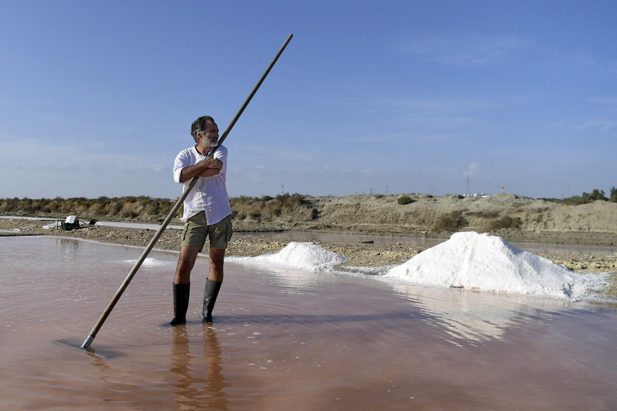 In southern Spain, reviving an ancient salt harvesting tradition