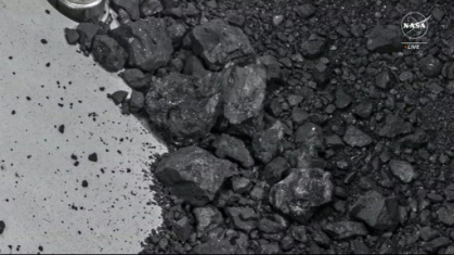 NASA asteroid sample contains life-critical water and carbon.jpg NASA asteroid sample contains life-critical water and carbon.jpg