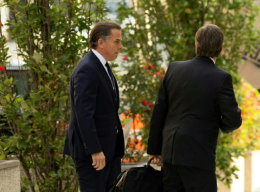 Hunter Biden indicted on tax evasion charges.jpg Hunter Biden indicted on tax evasion charges.jpg