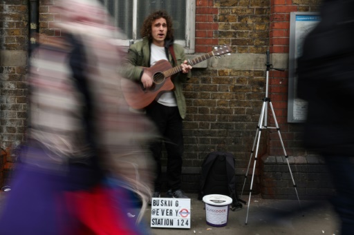 Sound of the Underground: the busker aiming to play every London Tube stop