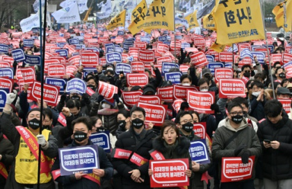 South Korean police question first doctor over walkouts.jpg South Korean police question first doctor over walkouts.jpg