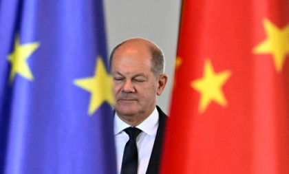 Scholz walks tightrope on trade and politics in China.jpg