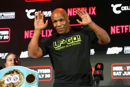 Tyson says he feels '100%' after plane health scare.jpg Tyson says he feels '100%' after plane health scare.jpg
