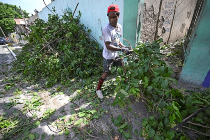 Hurricane Beryl kills seven as it churns towards Jamaica.jpg Hurricane Beryl kills seven as it churns towards Jamaica.jpg