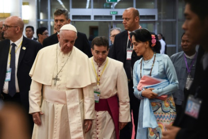 Pope offers refuge to Myanmar's jailed Suu Kyi.jpg Pope offers refuge to Myanmar's jailed Suu Kyi.jpg
