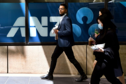 Australia moves to keep its banks in the Pacific.jpg Australia moves to keep its banks in the Pacific.jpg