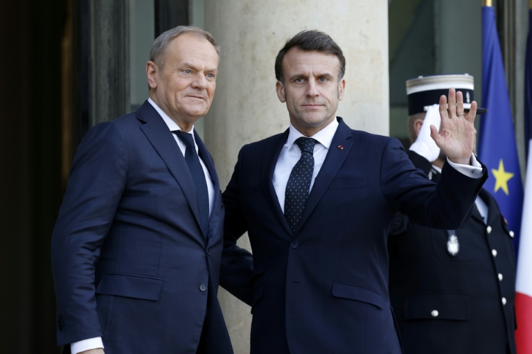 Europe leaders battle for unity in 'new phase' under Trump