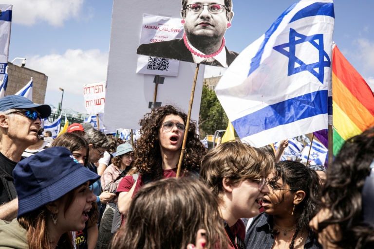 Israel says expands Gaza offensive to seize 'large areas'