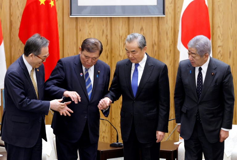 Japan, China, and South Korea agree to promote peace, cooperation