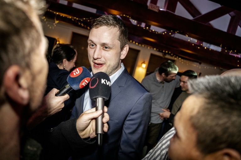 Greenland to get new govt to lead independence process