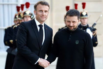 Macron is due to host a summit on Thursday alongside Zelensky Macron is due to host a summit on Thursday alongside Zelensky