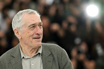 Robert de Niro, legendary actor and Trump critic, will receive an honorary Palme d'Or Robert de Niro, legendary actor and Trump critic, will receive an honorary Palme d'Or