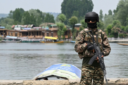 An Indian paramilitary personnel stands guard in Srinagar - Sajjad HUSSAIN (AFP) An Indian paramilitary personnel stands guard in Srinagar - Sajjad HUSSAIN (AFP)