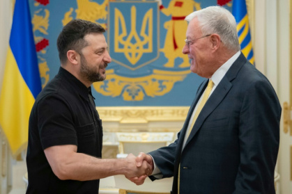Zelensky greets US Special Envoy for Ukraine and Russia Keith Kellogg - Handout (AFP) Zelensky greets US Special Envoy for Ukraine and Russia Keith Kellogg - Handout (AFP)