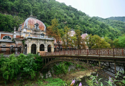 Many historic buildings suffered during Romania's chaotic transition from Communism to democracy - Daniel MIHAILESCU (AFP) Many historic buildings suffered during Romania's chaotic transition from Communism to democracy - Daniel MIHAILESCU (AFP)