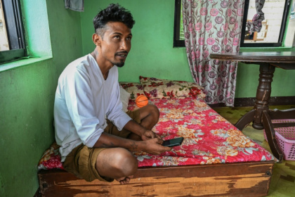 Santosh Sunar, 31, is jobless and desperately seeking work - Arun SANKAR (AFP)