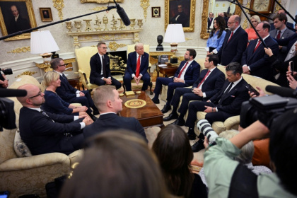 Trump brokered a peace deal in Gaza between Israel and Hamas, but has said that the war sparked by Russia's 2022 invasion of Ukraine was proving even harder to solve - Jim WATSON (AFP) Trump brokered a peace deal in Gaza between Israel and Hamas, but has said that the war sparked by Russia's 2022 invasion of Ukraine was proving even harder to solve - Jim WATSON (AFP)