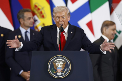 US President Donald Trump delivers a speech during the Gaza Peace Summit in Sharm El-Sheikh, Egypt - Yoan VALAT (AFP) US President Donald Trump delivers a speech during the Gaza Peace Summit in Sharm El-Sheikh, Egypt - Yoan VALAT (AFP)